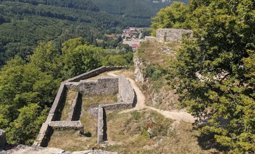 Ruine Hohenwittlingen, Germany